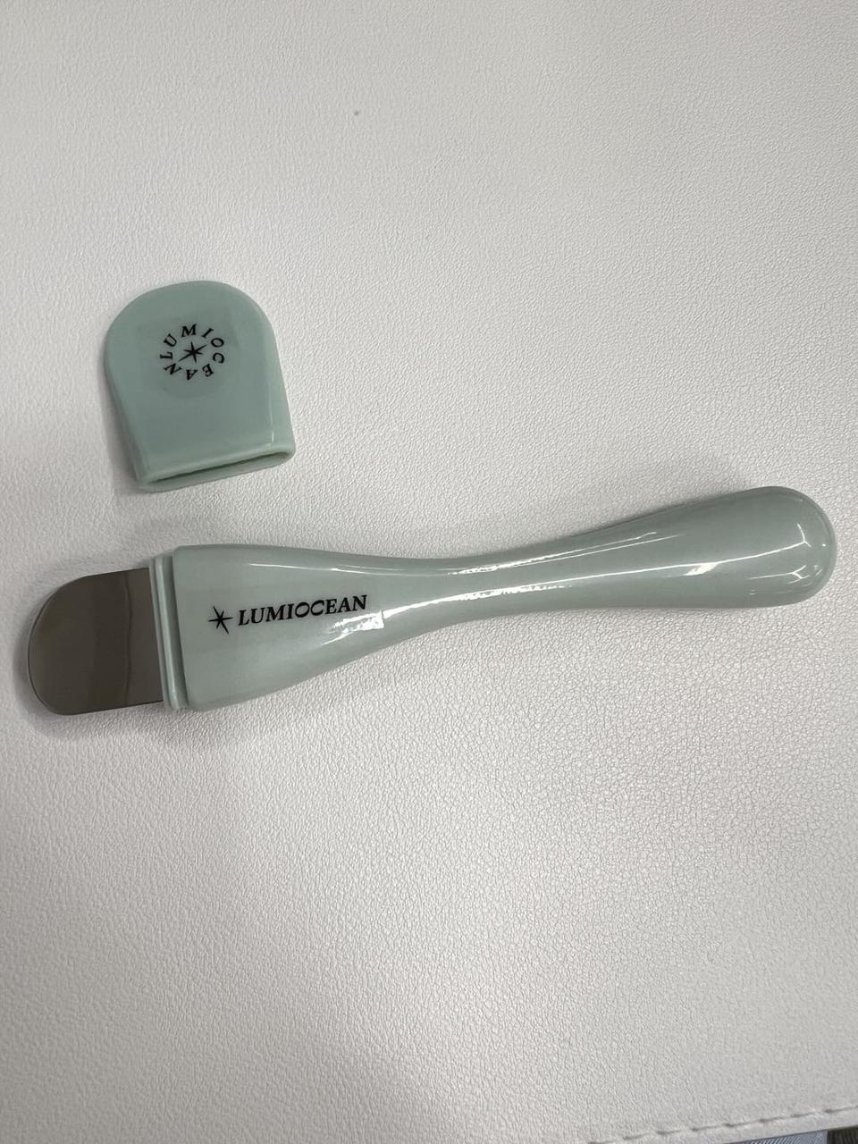 Lumiocean Cosmetic Spatula